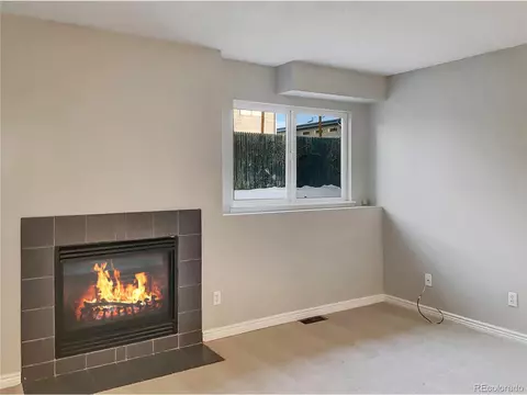 4860 Duluth Ct, Denver, CO 80239 photo 5
