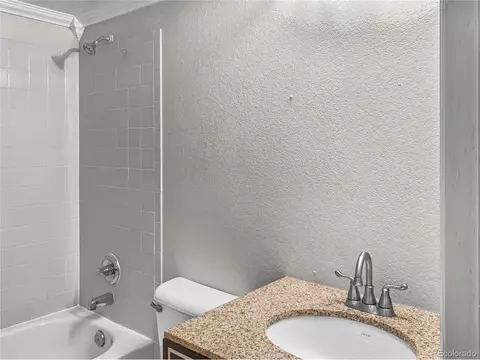4860 Duluth Ct, Denver, CO 80239 photo 20