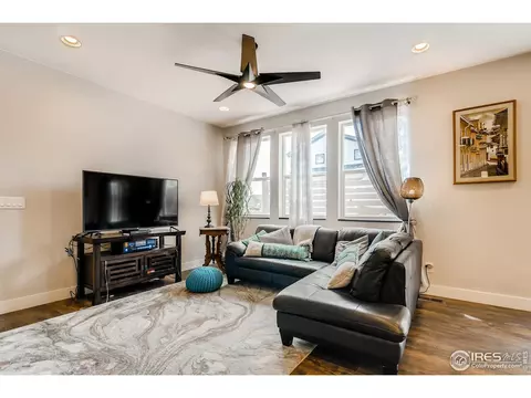 15529 E 47th Ave, Denver, CO 80239 photo 7