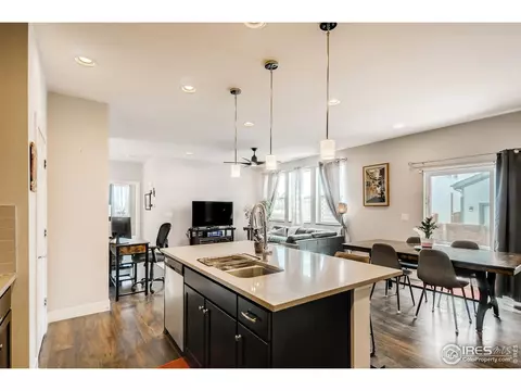 15529 E 47th Ave, Denver, CO 80239 photo 9