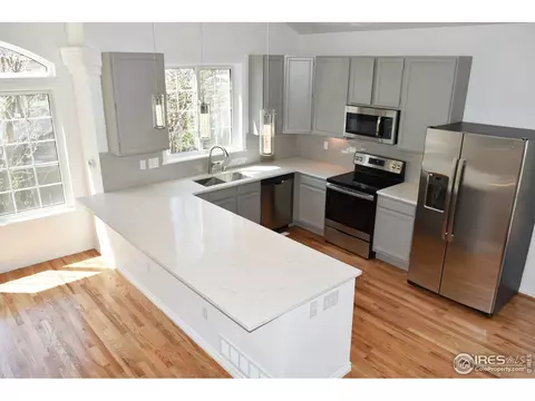 3303 Wright Cir, Boulder, CO 80301 photo 3