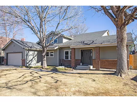 3015 E Hinsdale Ave, Centennial, CO 80122