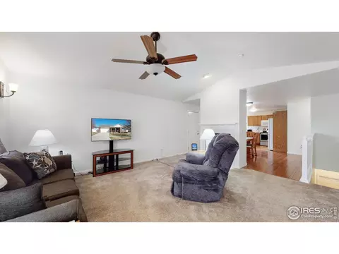 1110 Monroe Ave, Berthoud, CO 80513 photo 2