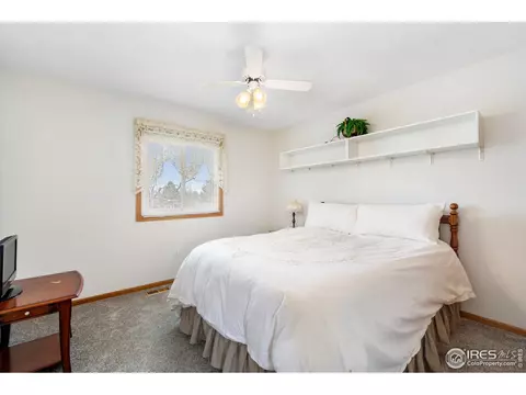 1502 Maple Dr, Berthoud, CO 80513 photo 20