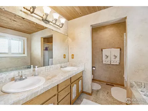 1502 Maple Dr, Berthoud, CO 80513 photo 17