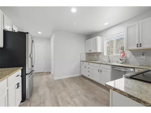 Kitchen - 444 Frontier Ln, Johnstown, CO 80534 photo 2 of 3