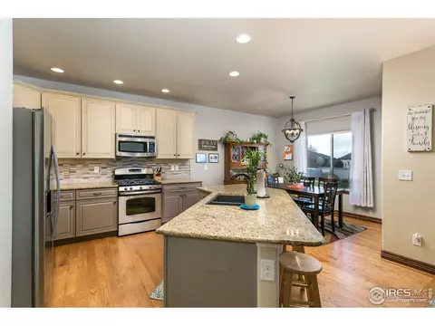 7406 Rosecroft Dr, Windsor, CO 80550 photo 2