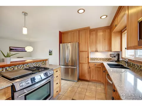 4430 Squires Cir, Boulder, CO 80305 photo 10