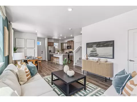 22292 E 7th Pl, Aurora, CO 80018 photo 4