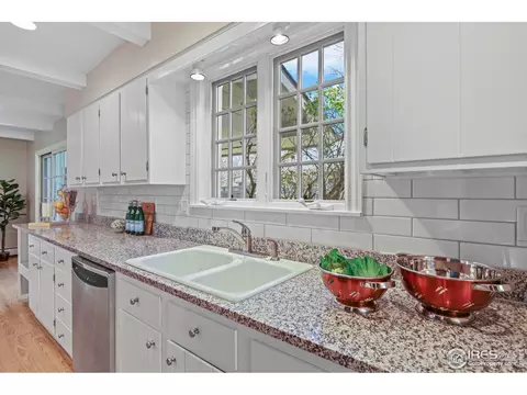 255 Mohawk Dr, Boulder, CO 80303 photo 10