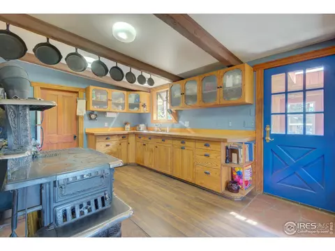 900 Spruce Dr, Lyons, CO 80540 photo 2