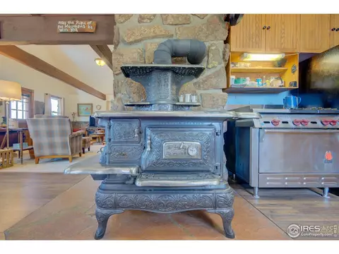 900 Spruce Dr, Lyons, CO 80540 photo 5