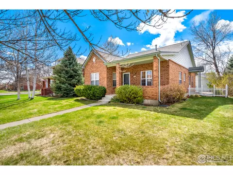 217 E Iowa Ave, Berthoud, CO 80513 photo 2
