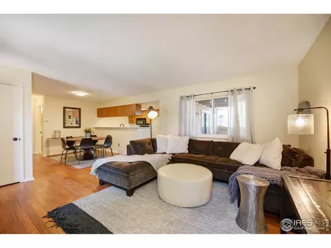 6241 Willow Ln, Boulder, CO 80301 photo 5