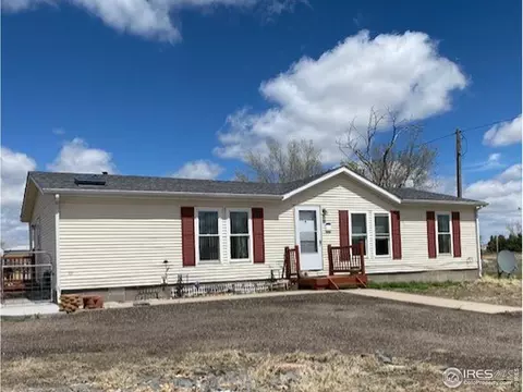 307 Pine Ave, Wiggins, CO 80654 photo 2