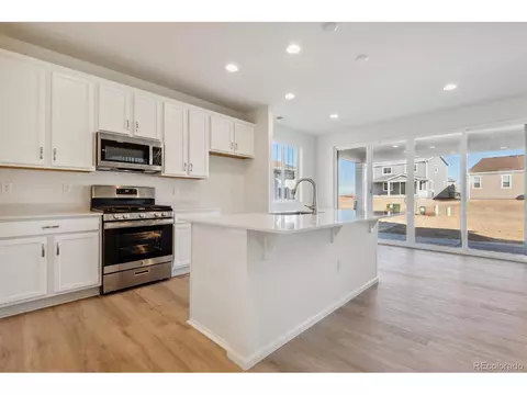 24951 E 38th Ave, Aurora, CO 80019 photo 2
