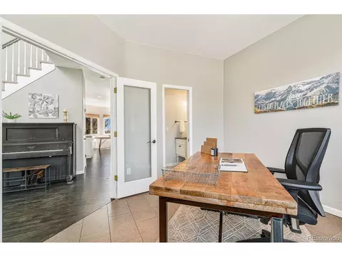 6406 Eagle Ct, Longmont, CO 80503 photo 9