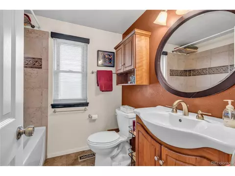 Undisclosed, Aurora, CO 80013 photo 16