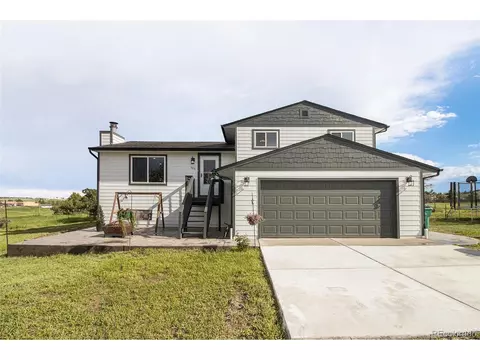 300 Vienna Dr, Parker, CO 80138