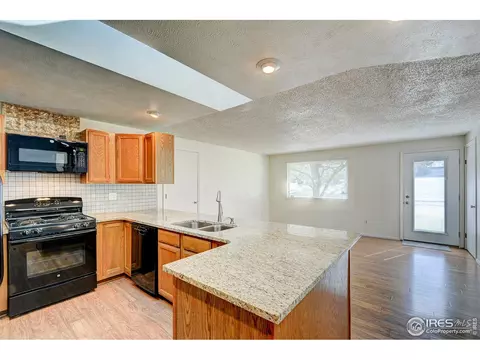 1025 6th St, Berthoud, CO 80513 photo 7