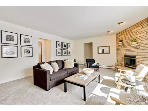 979 Sycamore Ave, Boulder, CO 80303 photo 3