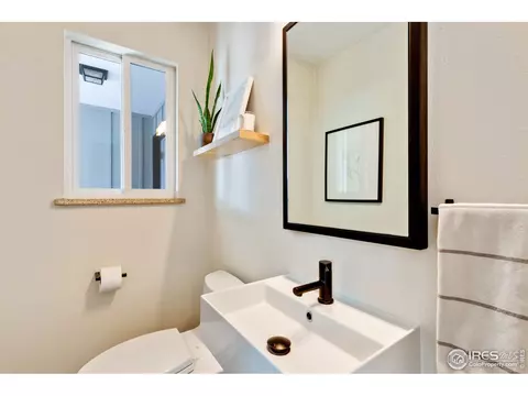 979 Sycamore Ave, Boulder, CO 80303 photo 13