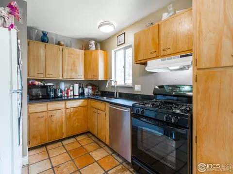 870 38th St, Boulder, CO 80303 photo 2
