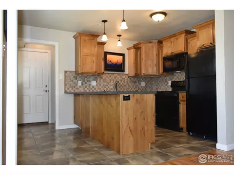 711 28th Ave, Greeley, CO 80634 photo 3