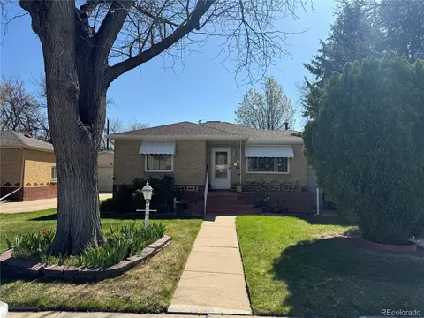 4782 S Pearl St, Englewood, CO 80113
