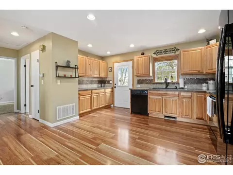 339 Colorado Ave, Berthoud, CO 80513 photo 6