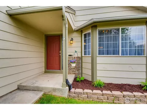 5429 Wolf St, Frederick, CO 80504 photo 2