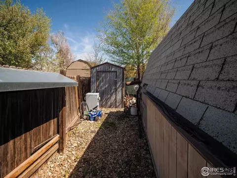 1069 Macdavidson Cir, Dacono, CO 80514 photo 18