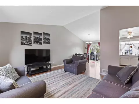 19838 E Brunswick Dr, Aurora, CO 80013 photo 9