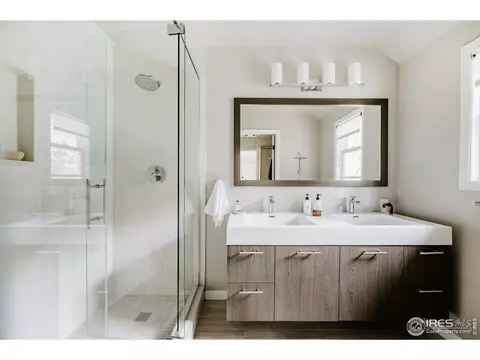 429 Marine St, Boulder, CO 80302 photo 23