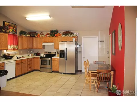 406 E 19th St, Greeley, CO 80631 photo 4