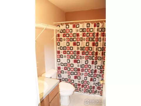 406 E 19th St, Greeley, CO 80631 photo 8