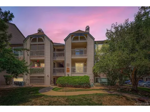 9262 E Arbor Cir #H, Englewood, CO 80111