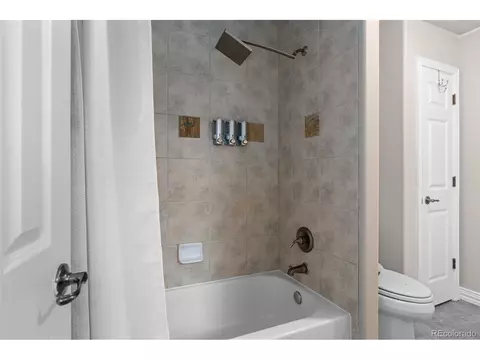 Bath - 15722 E Progress Dr, Centennial, CO 80015 photo 8 of 10
