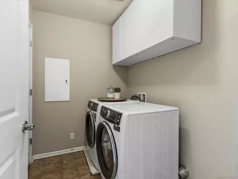 11049 E 28th Pl, Denver, CO 80238 photo 22