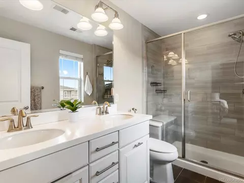 11049 E 28th Pl, Denver, CO 80238 photo 25