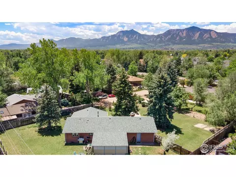 5535 Scenic View Ct, Boulder, CO 80303 photo 2