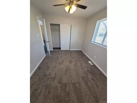 5552 Abilene St, Denver, CO 80239 photo 7
