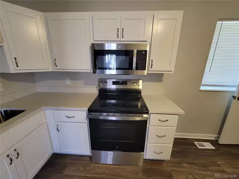 5552 Abilene St, Denver, CO 80239 photo 4