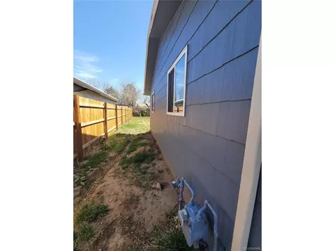 5552 Abilene St, Denver, CO 80239 photo 29