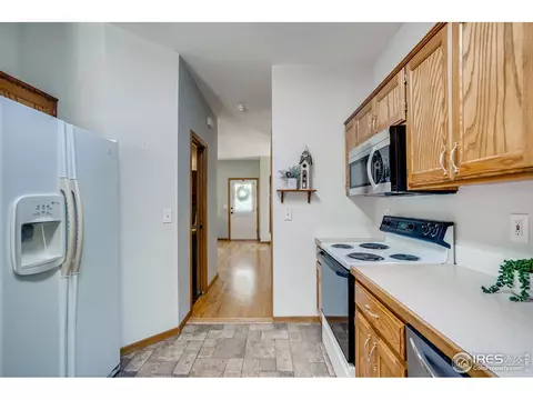 100 E Iowa Ave, Berthoud, CO 80513 photo 11