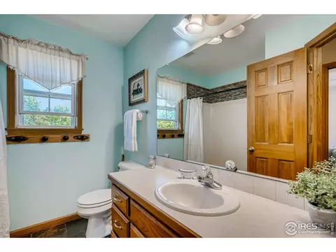 100 E Iowa Ave, Berthoud, CO 80513 photo 16