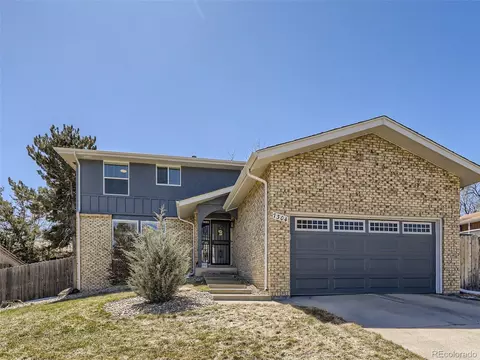 7304 E Jefferson Dr, Denver, CO 80237 photo 2