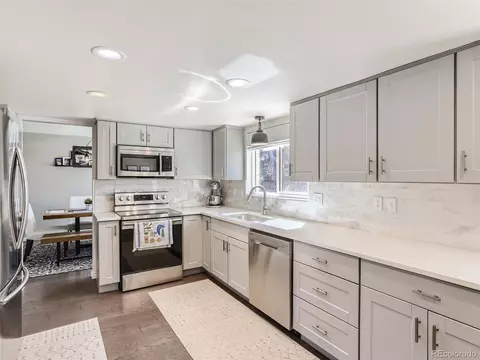 7304 E Jefferson Dr, Denver, CO 80237 photo 9