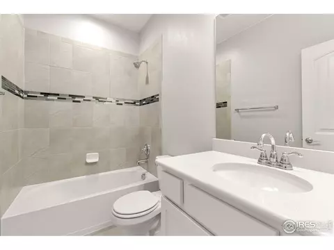 1998 Nicholson St, Berthoud, CO 80513 photo 8