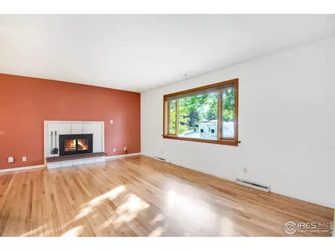 4484 Hamilton Ct, Boulder, CO 80305 photo 4